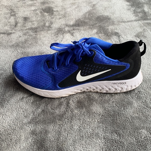 Mens Nike react running shoes - Picture 2 of 7